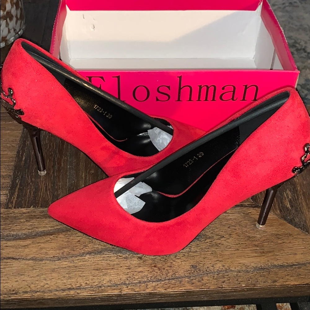 Brand new red heels